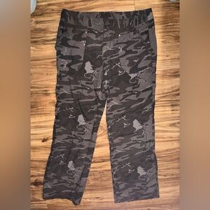 Victoria's Secret London Jean Camoflauge black gray poplin Pants 12